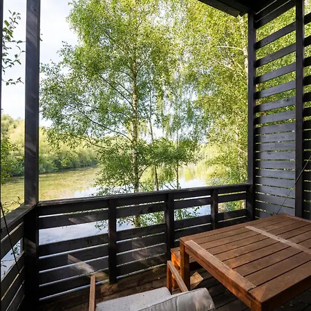 Waterside Elegance Retreat Holiday home