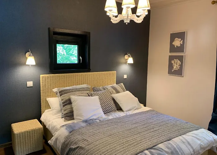 Waterside Elegance Retreat Nyaraló