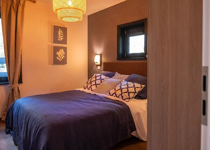 Waterside Elegance Retreat *