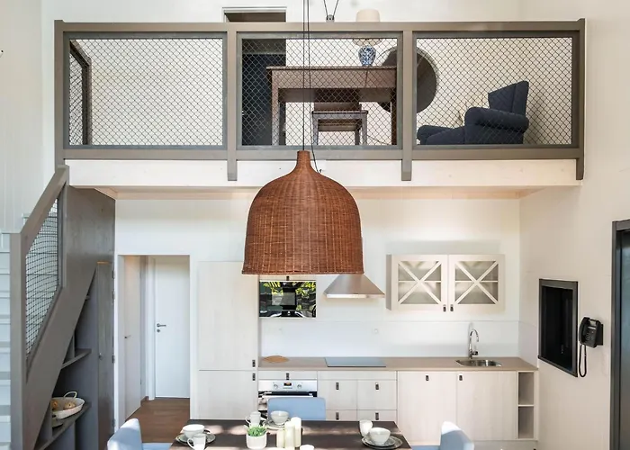 Nyaraló Waterside Elegance Retreat *