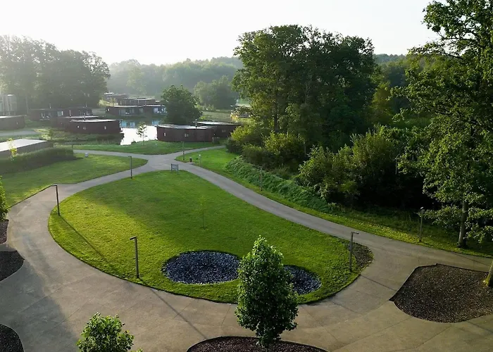 Waterside Elegance Retreat *