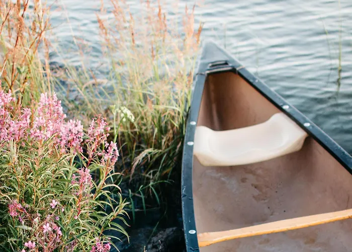 Nyaraló Waterside Elegance Retreat